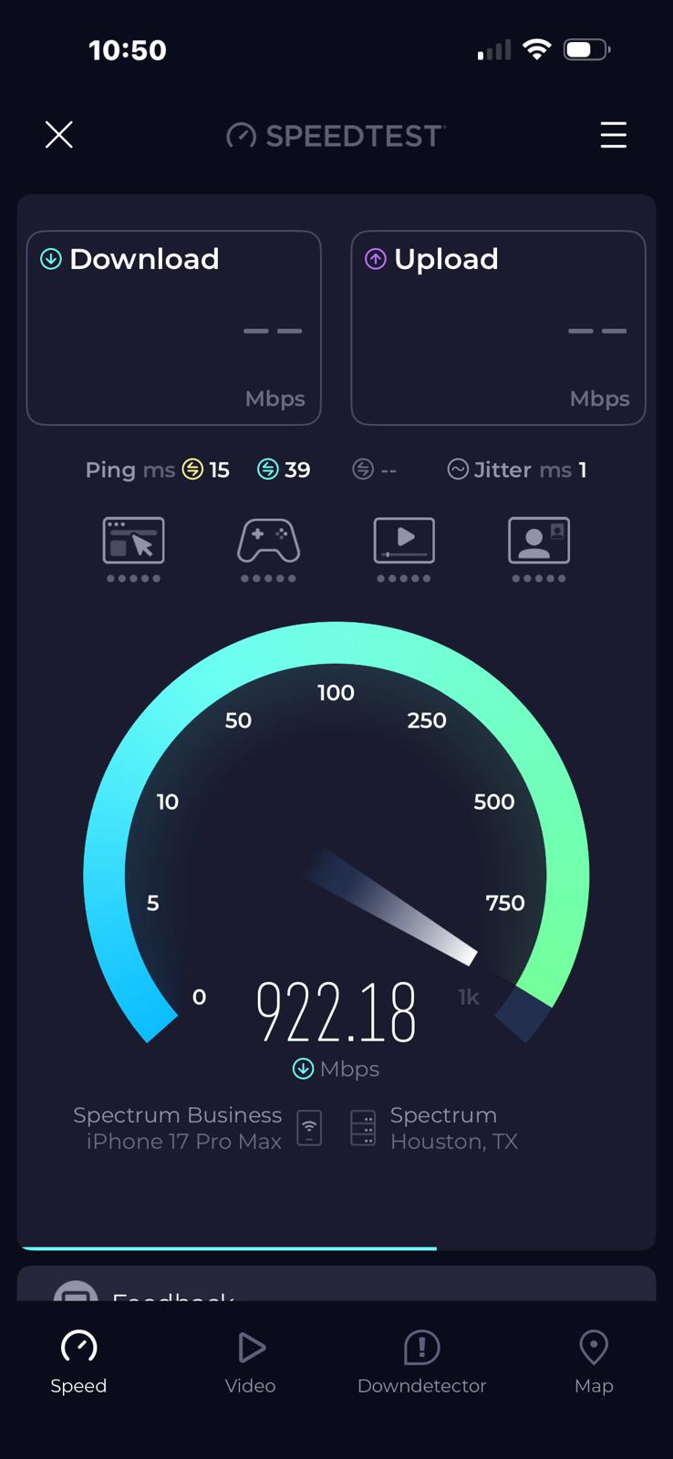 922 Mbps Spectrum speed test at The Anderson